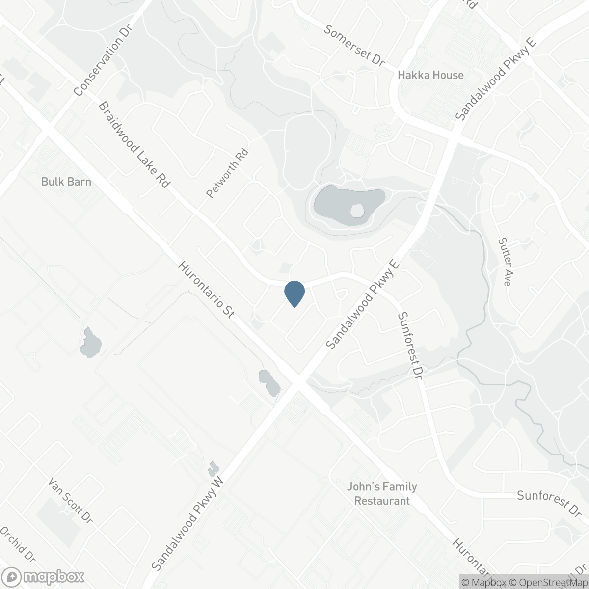 6 CRENSHAW COURT, Brampton, Ontario L6Z 1W9